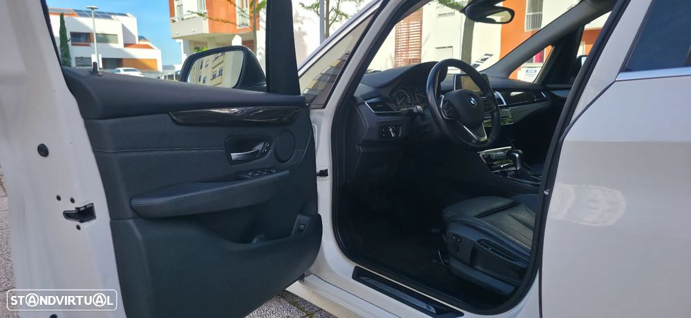 BMW 218 d Aut. Sport Line - 18