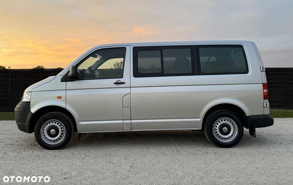 Volkswagen Transporter - 5