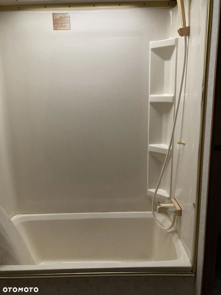 Inny Fleetwood Bounder 34 - 17