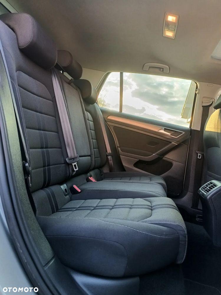 Volkswagen Golf 2.0 BlueTDI 4Motion Highline - 28