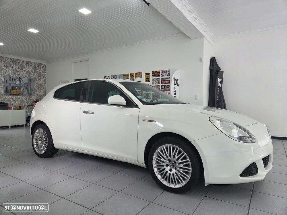 Alfa Romeo Giulietta 1.6 JTDm Distinctive - 3