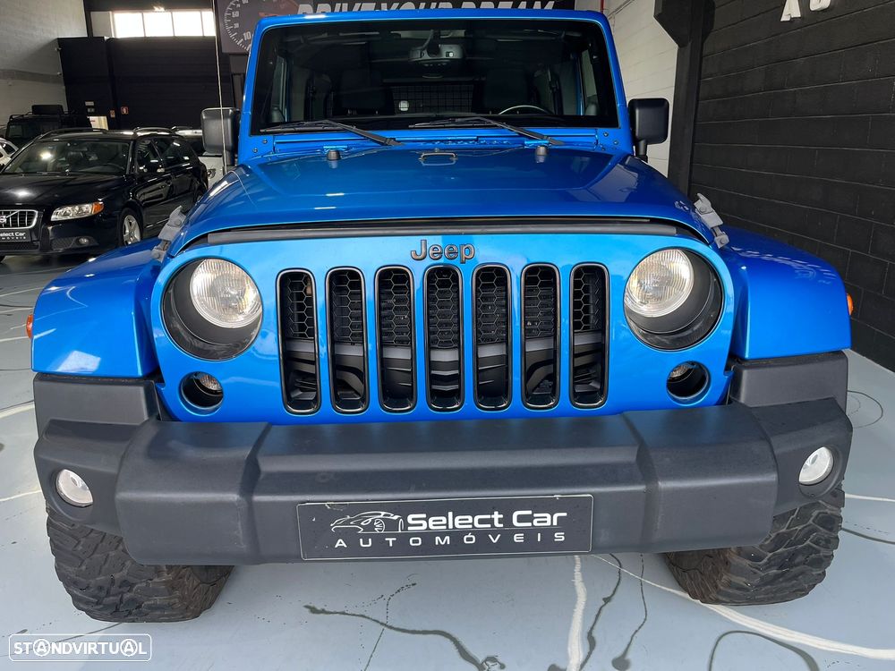 Jeep Wrangler Unlimited 2.8 CRD DPF Auto Sport - 4