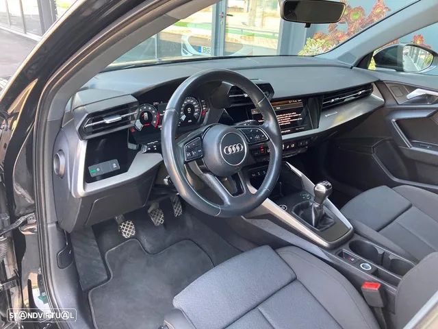 Audi A3 Sportback 30 TFSI S line - 11