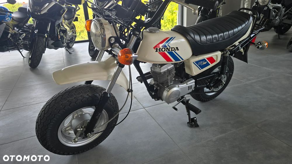 Honda C - 4