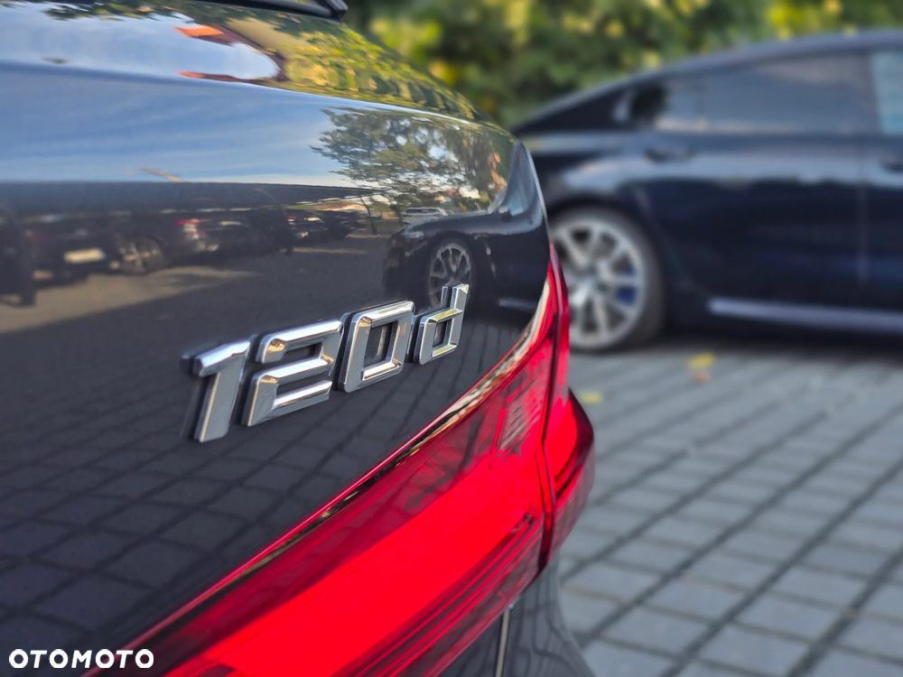 BMW Seria 1 120d xDrive M Sport - 38