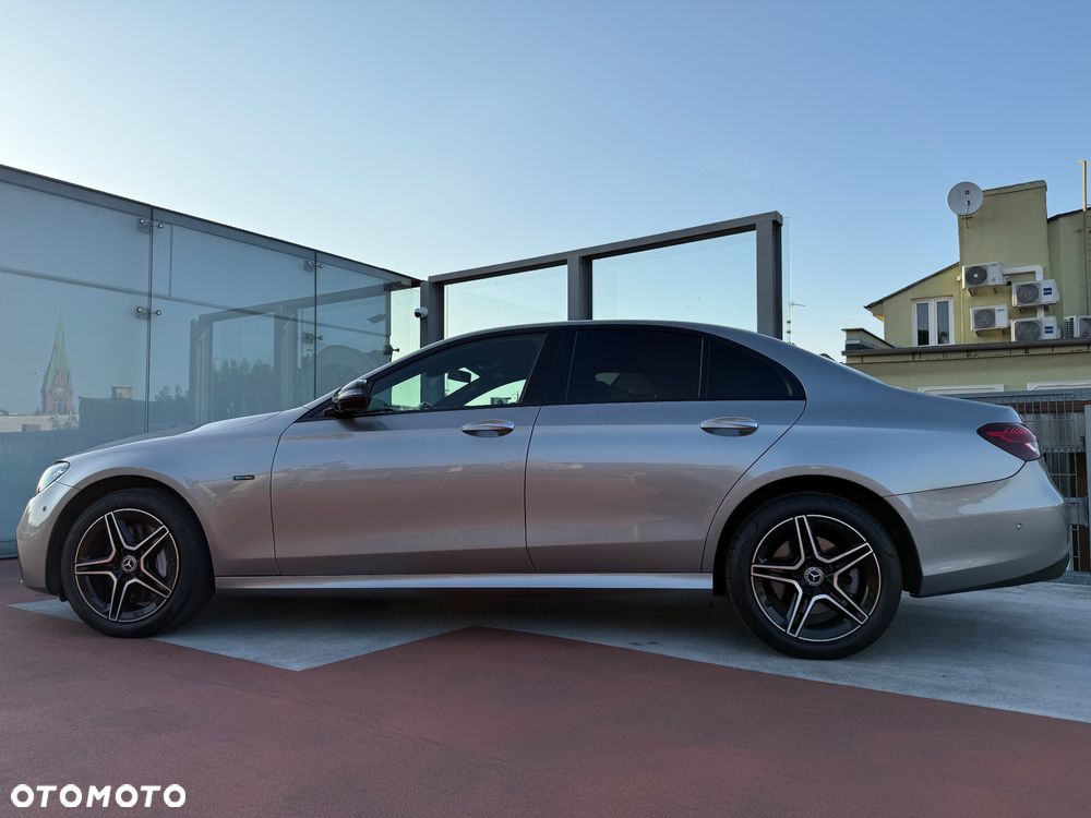 Mercedes-Benz Klasa E - 16