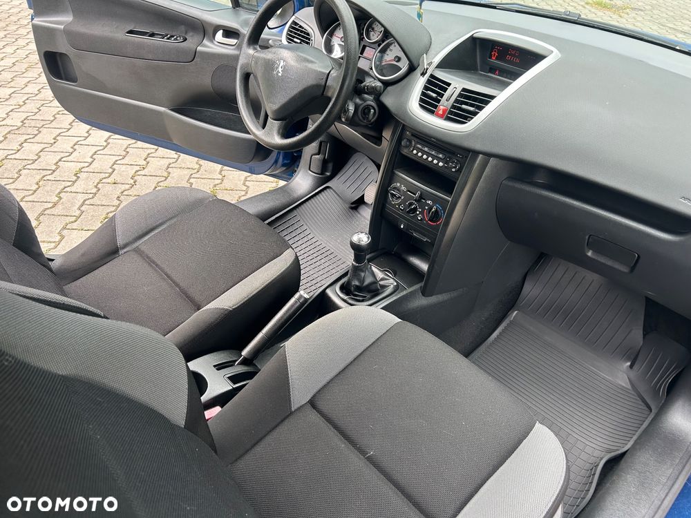 Peugeot 207 1.4 Trendy - 14