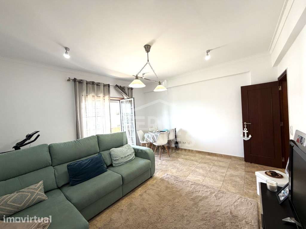 APARTAMENTO T2 - Grande imagem: 2/19