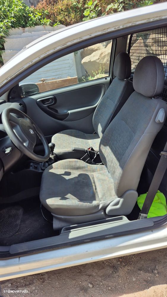 Opel Corsa 1.7 DTi 16V - 5