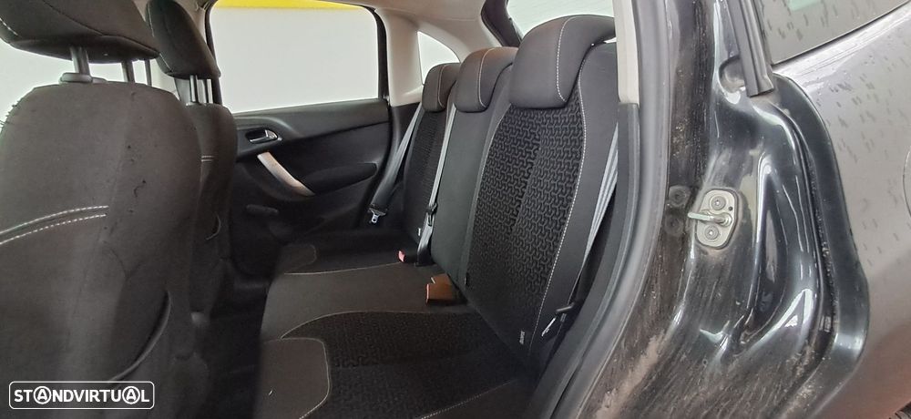 Citroën C3 1.4 Airdream Attraction - 10