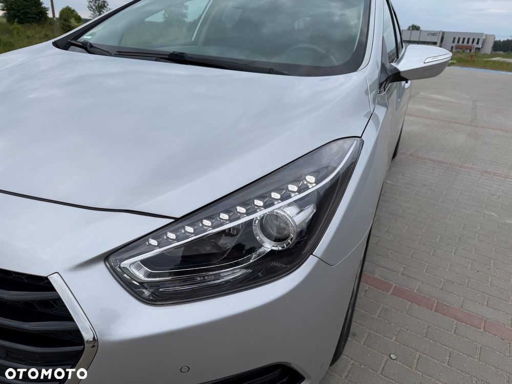 Hyundai i40 1.7 CRDi Comfort - 17