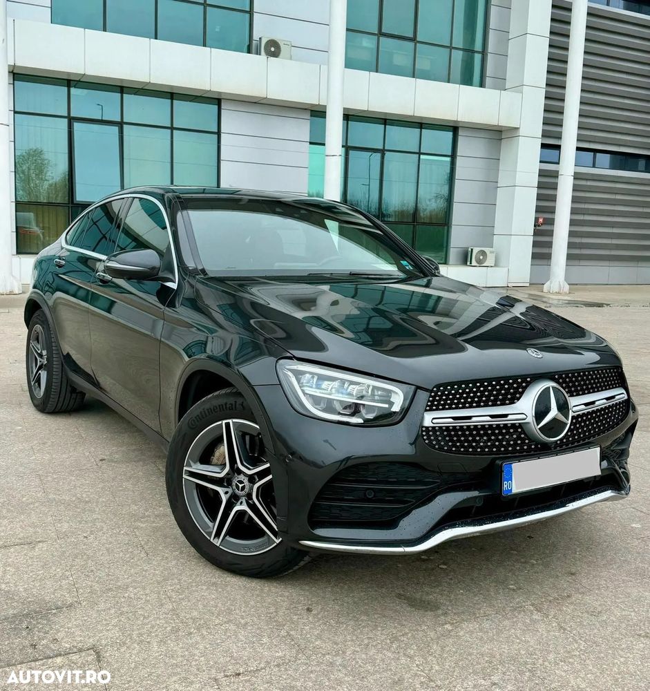 Mercedes-Benz GLC 300 4MATIC - 4