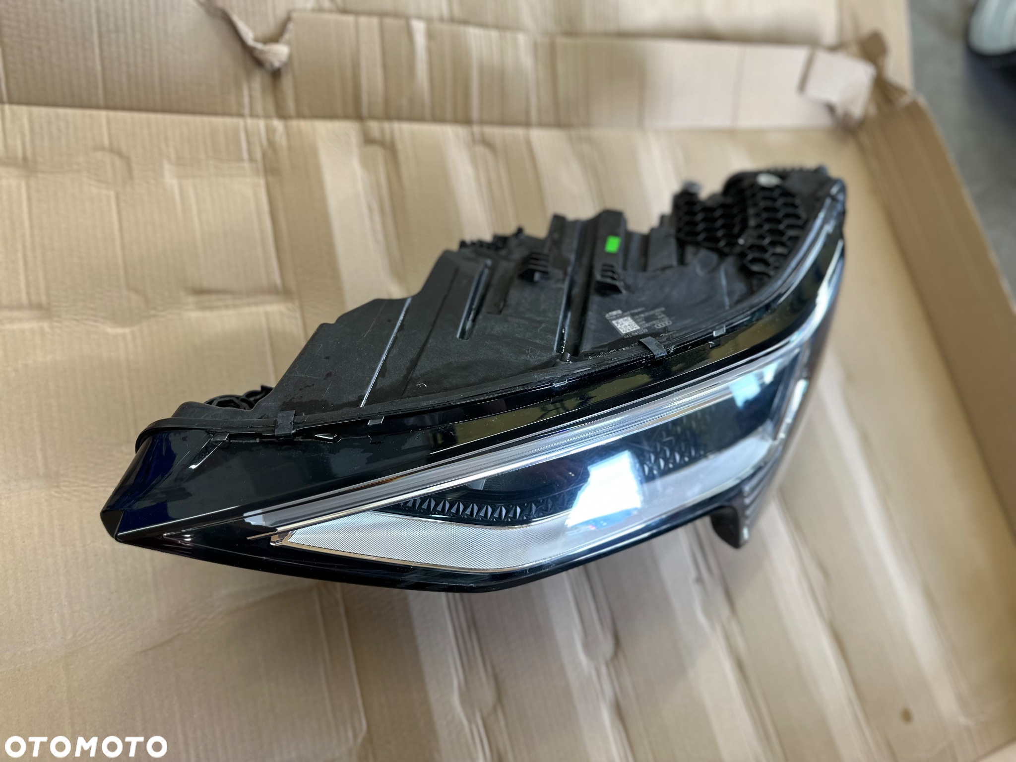 PRZEDNIA LEWA LAMPA REFLEKTOR AUDI E-TRON FULL LED 4KE.941.039. KOMPLETNA EU. - 2