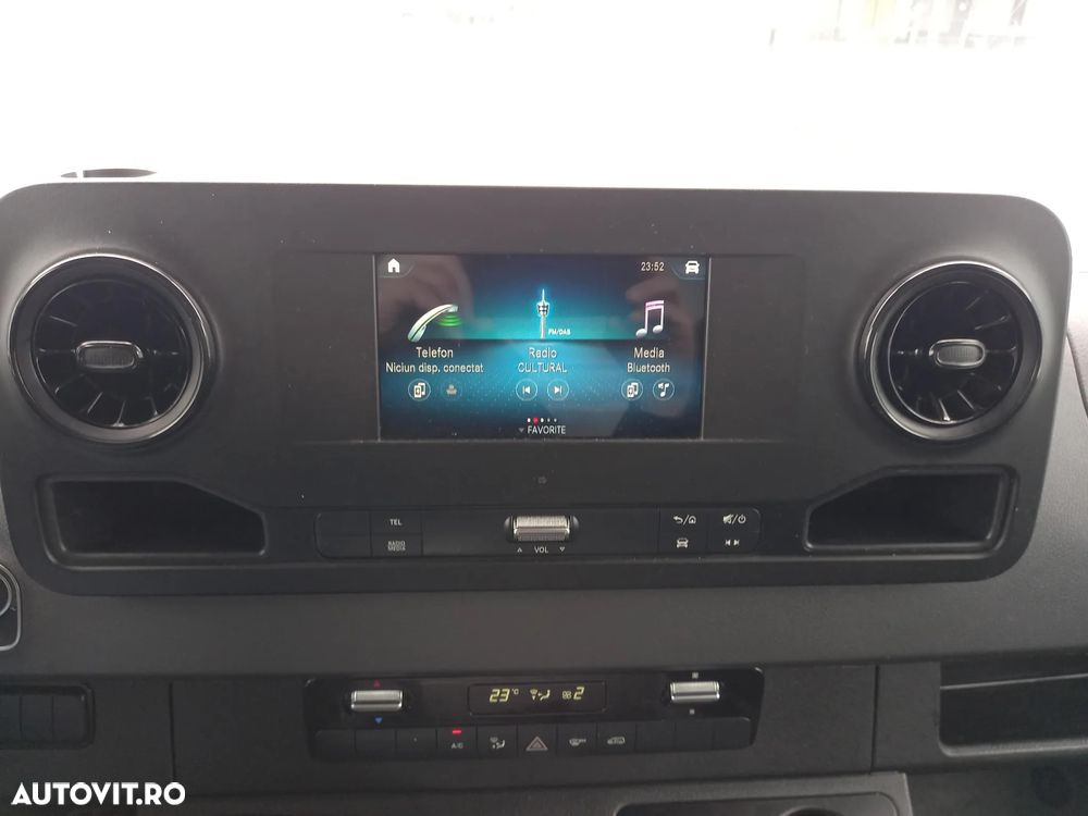 Mercedes-Benz SPRINTER - 17