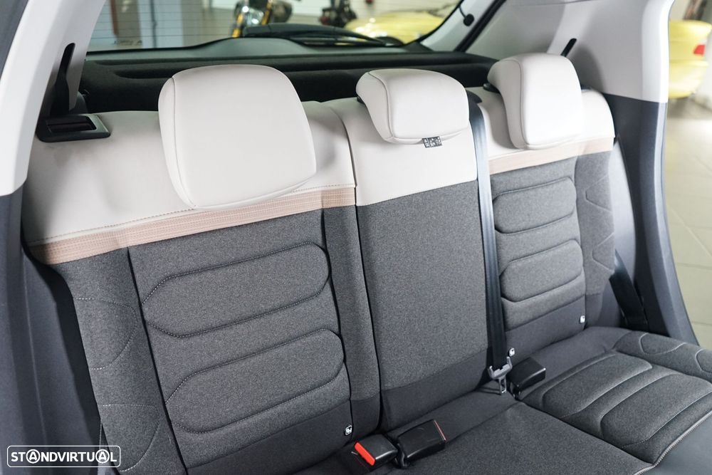 Citroën C3 1.2 PureTech Shine - 38