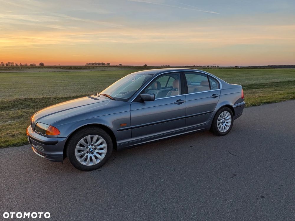 BMW Seria 3 - 8