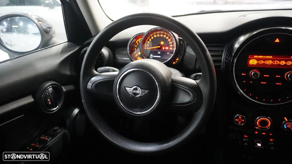 MINI 3 Portas Cooper D - 20