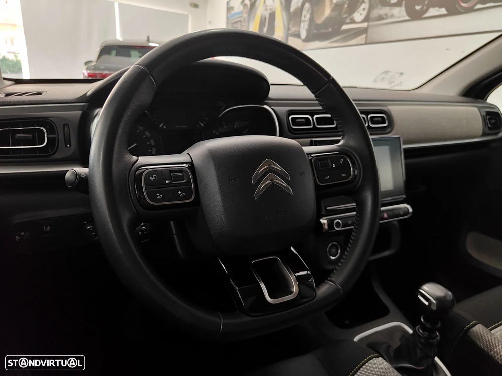 Citroën C3 1.2 PureTech Shine Pack - 42