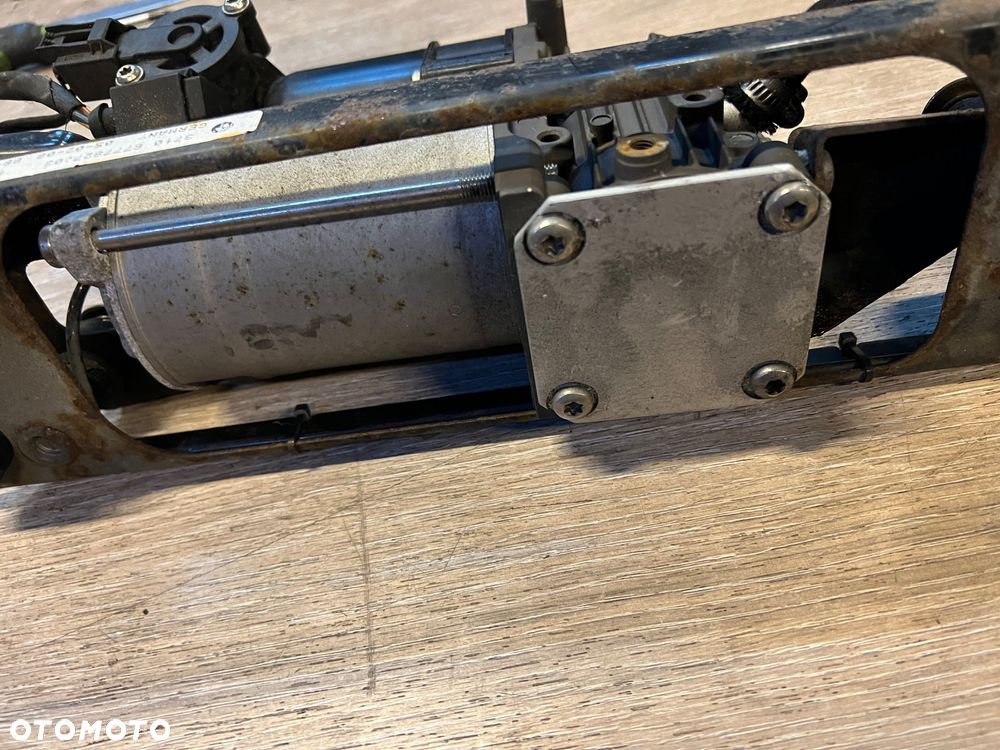 Kompresor zawieszenia sprężarka e61 Nivo pneumatyka sprawdzony sprawny ! - 3