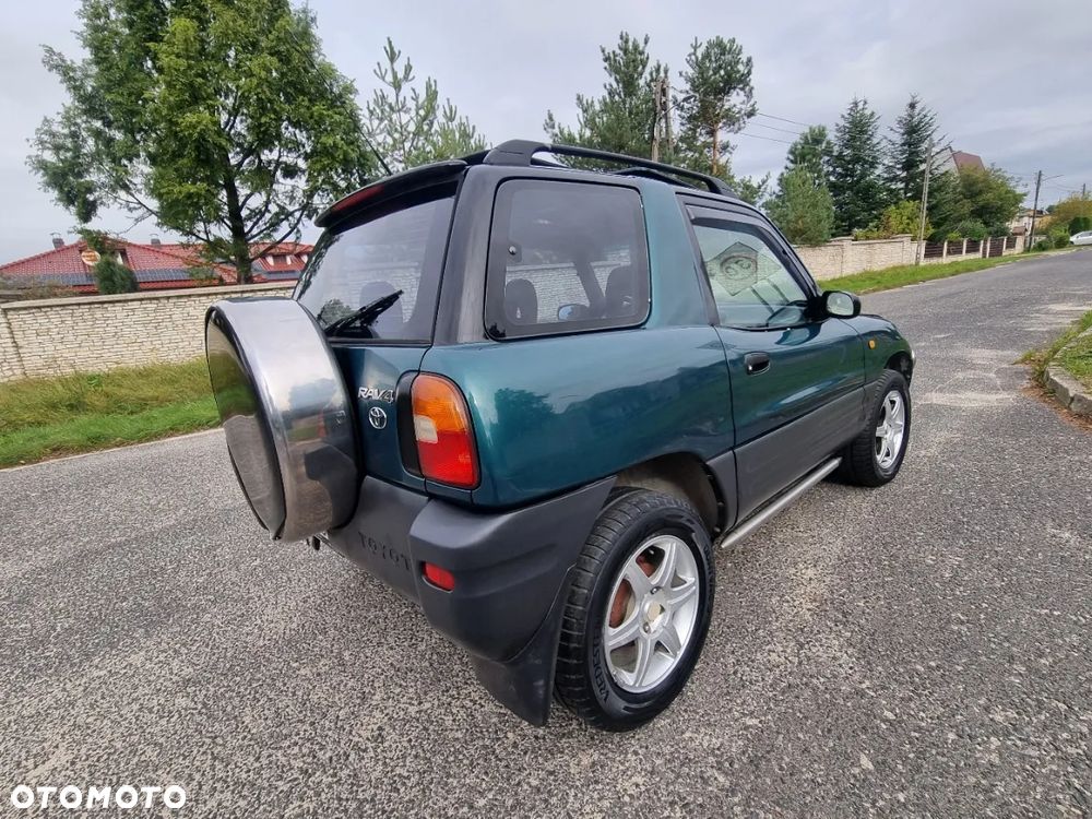 Toyota RAV4 2.0 GLi - 6