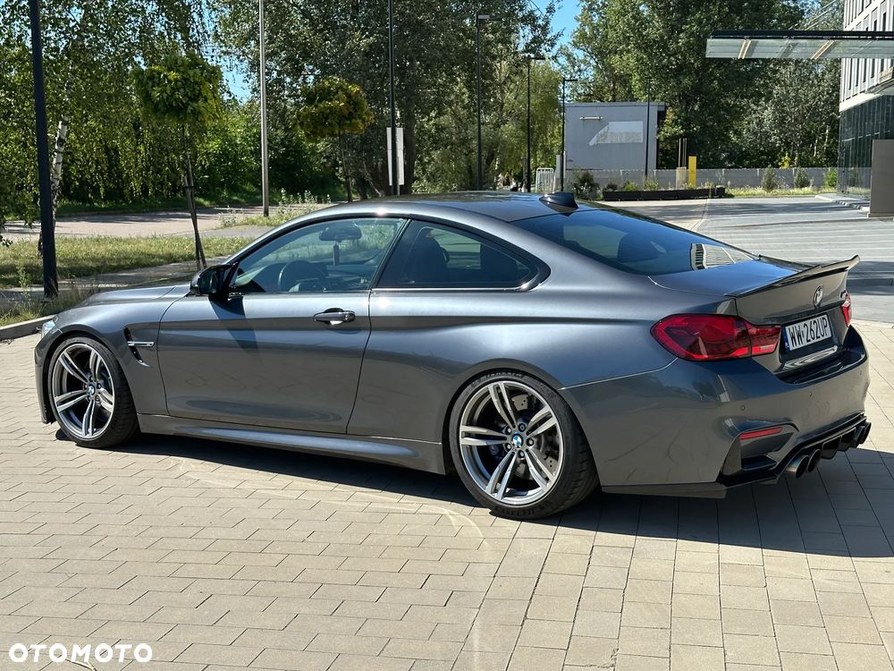 BMW M4 DKG - 5