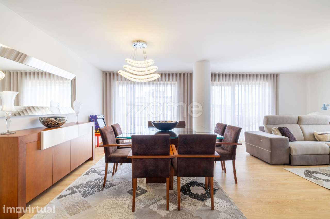 Apartamento T4 no centro da cidade da Trofa-Porto - Grande imagem: 3/47