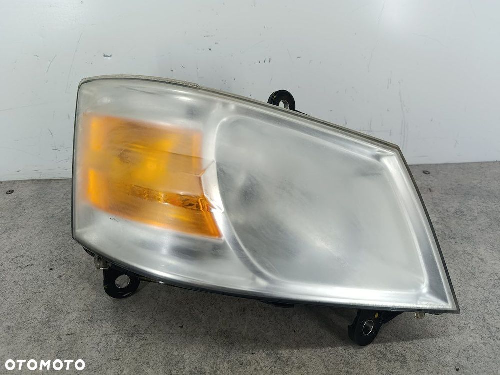LAMPA PRZÓD PRAWA DODGE GRAND CARAVAN 5113332AD 311602  VALEO - 1