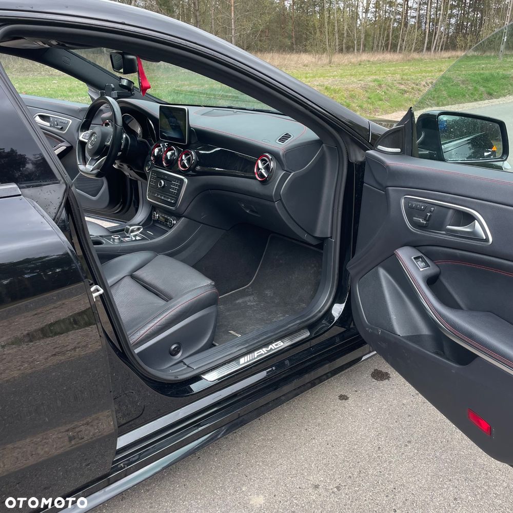 Mercedes-Benz CLA AMG 45 4Matic 7G-DCT - 11