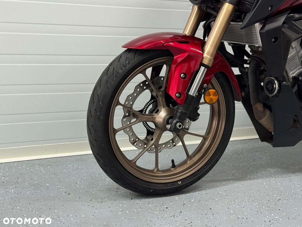 Honda CB - 18