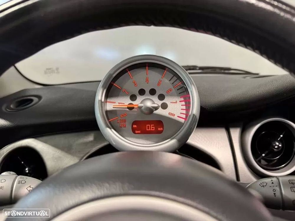 MINI 3 Portas Cooper S - 40
