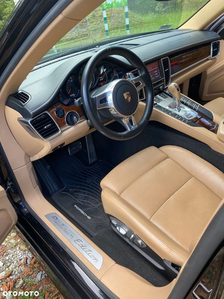 Porsche Panamera Diesel Platinum Edition - 20