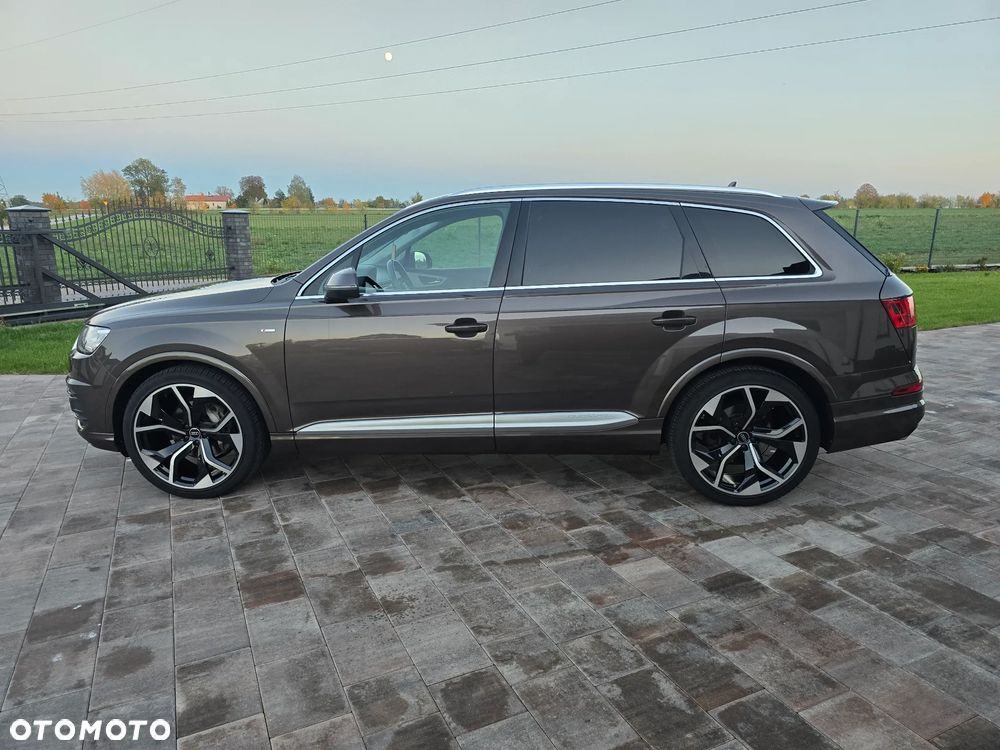 Audi Q7 - 17