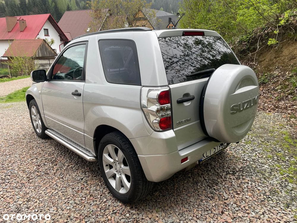 Suzuki Grand Vitara 1.6 - 4