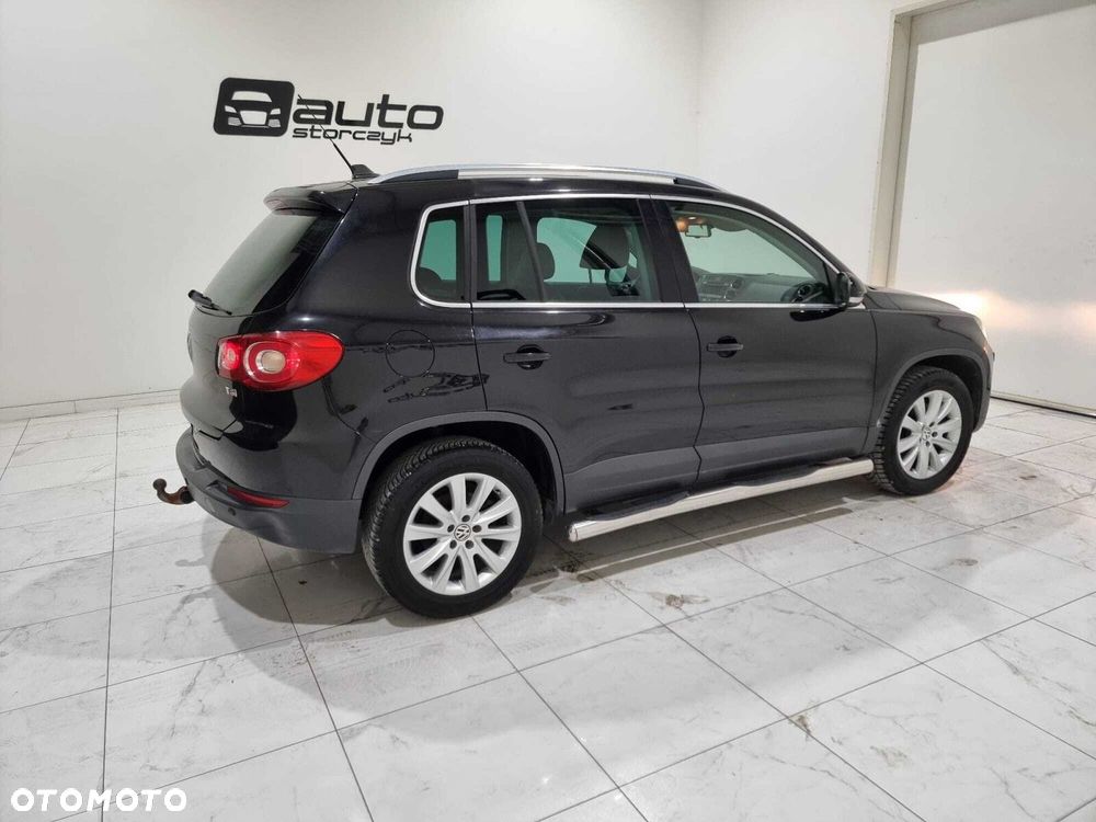 Volkswagen Tiguan - 4