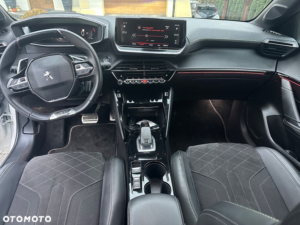 Peugeot 208 PureTech 130 EAT8 GT Pack - 17