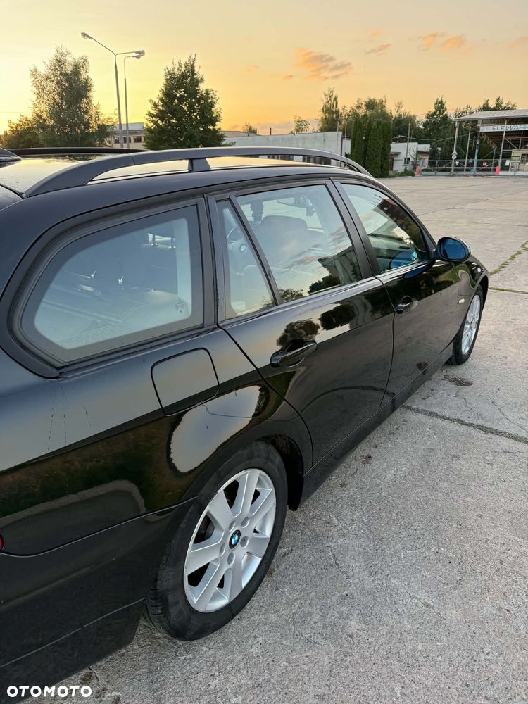 BMW Seria 3 318d DPF - 7
