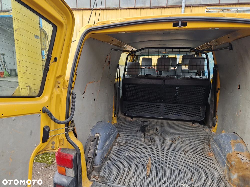 Volkswagen Transporter - 7