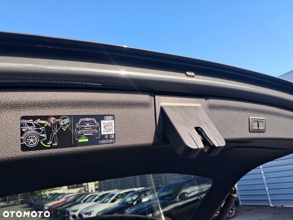 Audi Q3 - 30