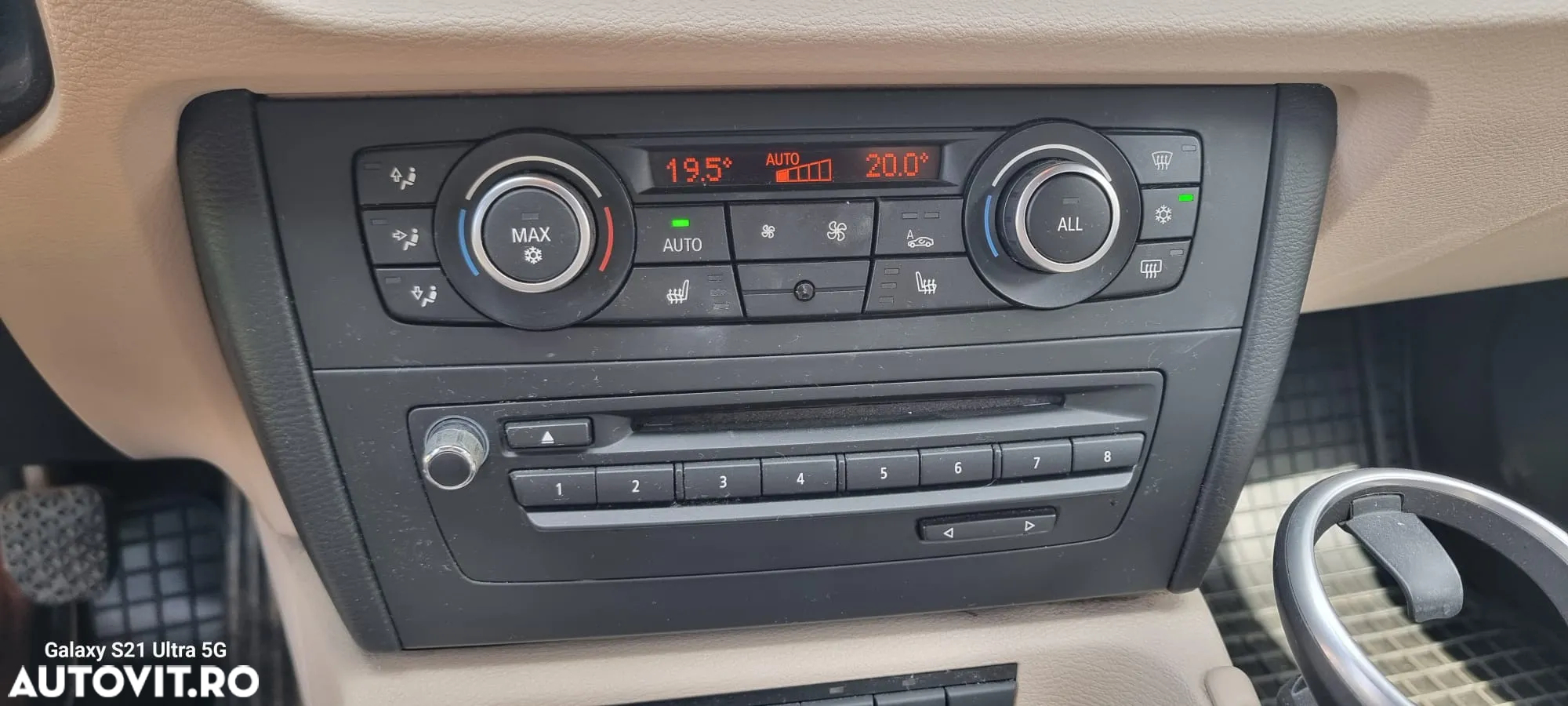 BMW X1 xDrive18d - 11