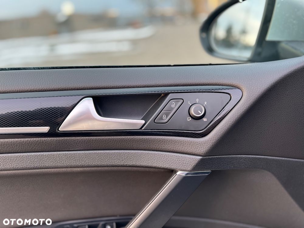 Volkswagen Golf 2.0 BlueTDI Highline - 10