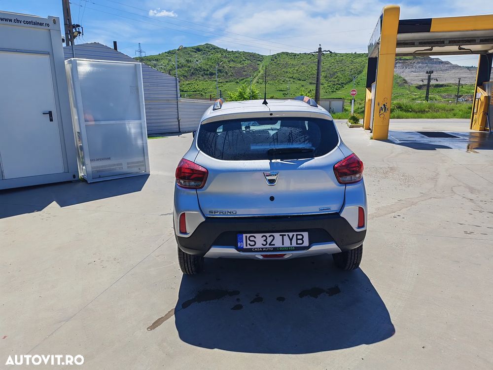Dacia Spring Essential - 4