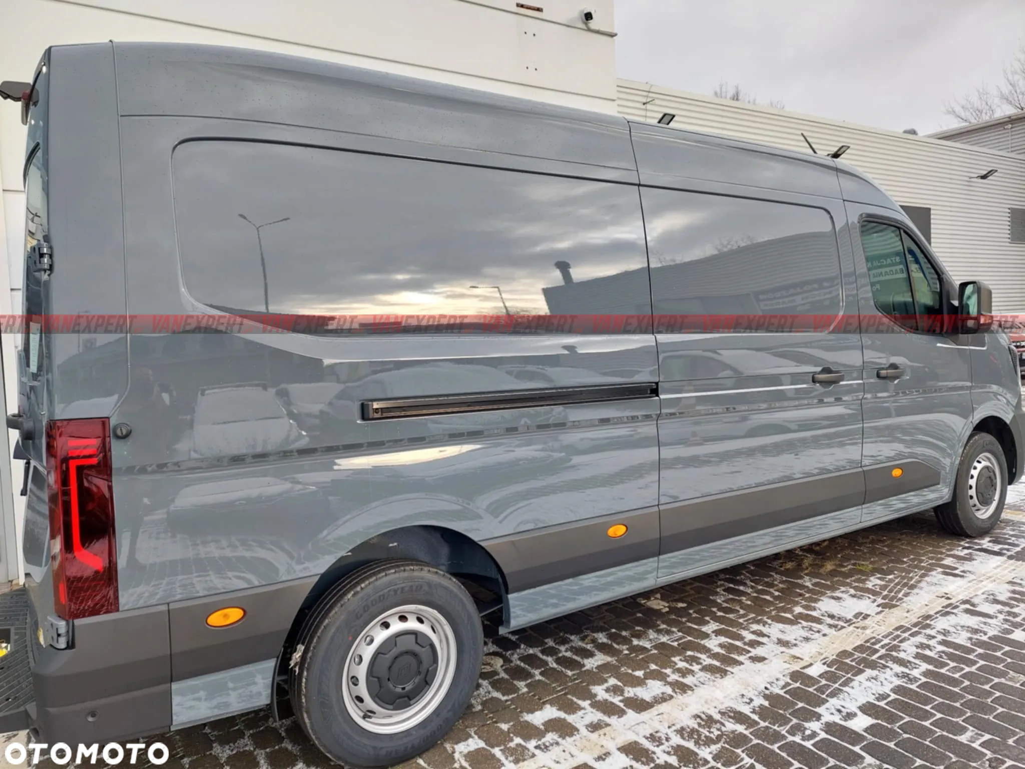 Renault MASTER Furgon L3H2 - 17