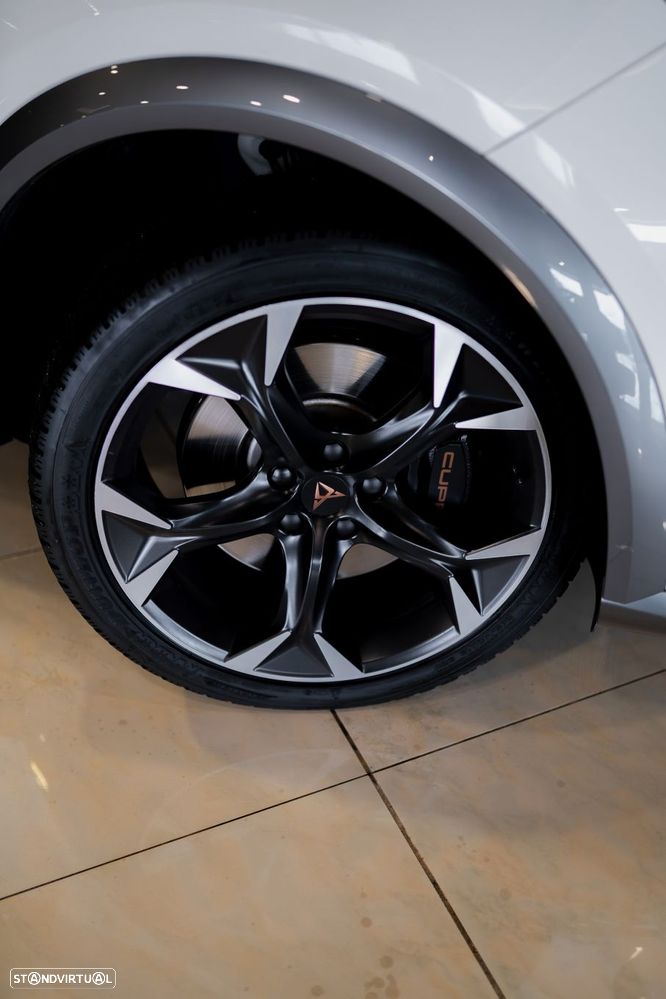 Cupra Formentor VZ 1.4 e-Hybrid DSG - 9