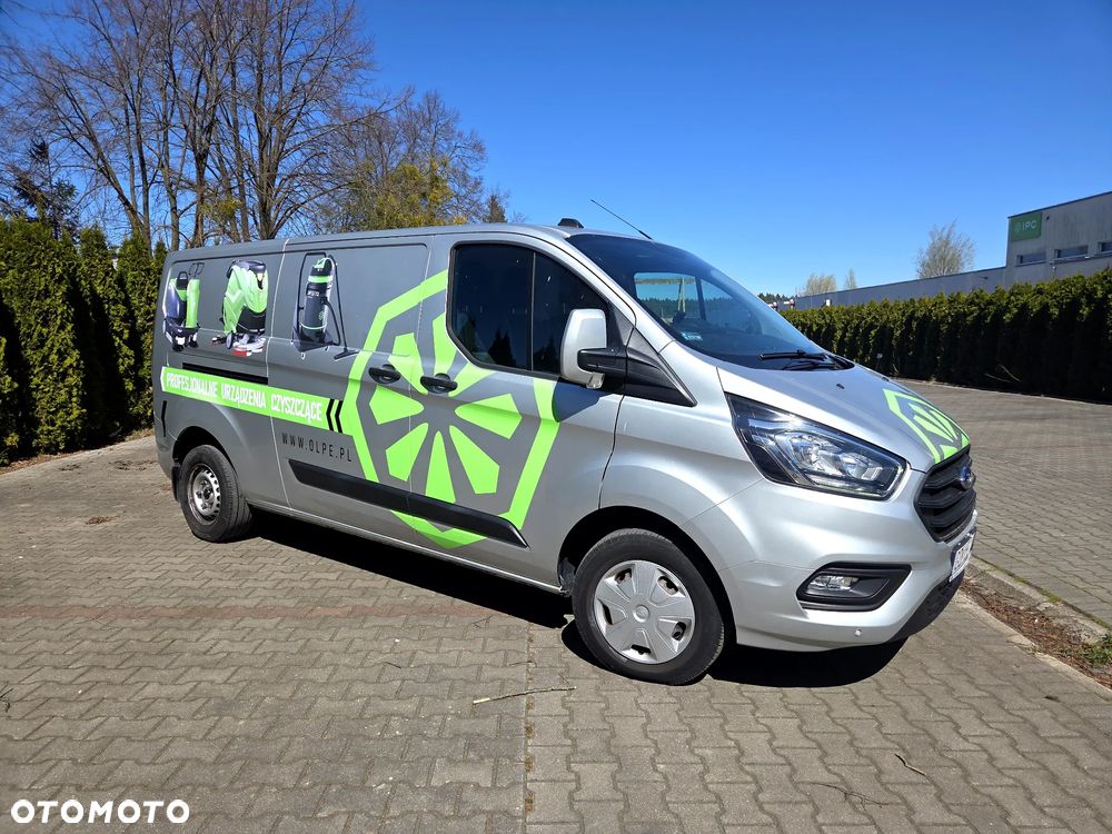 Ford TRANSIT CUSTOM - 3