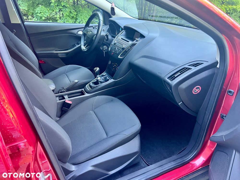 Ford Focus 1.0 EcoBoost Trend - 11