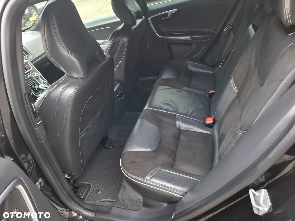 Volvo V60 - 14