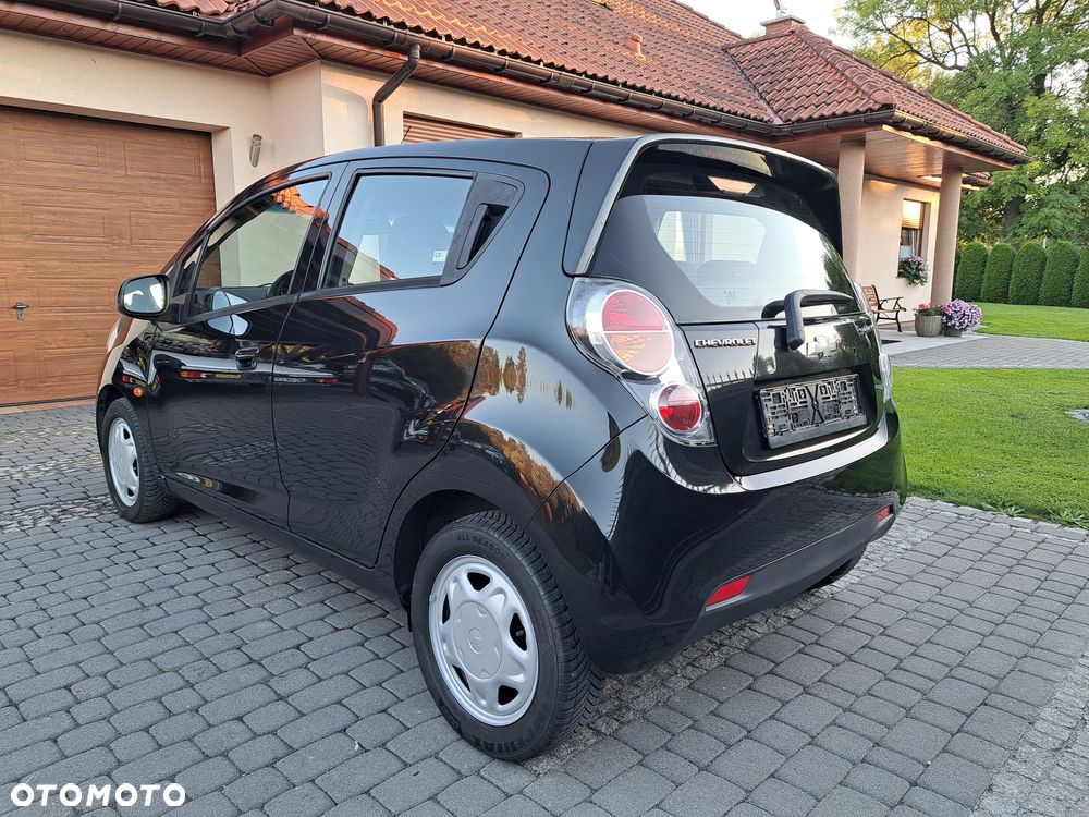 Chevrolet Spark 1.0 LT - 12