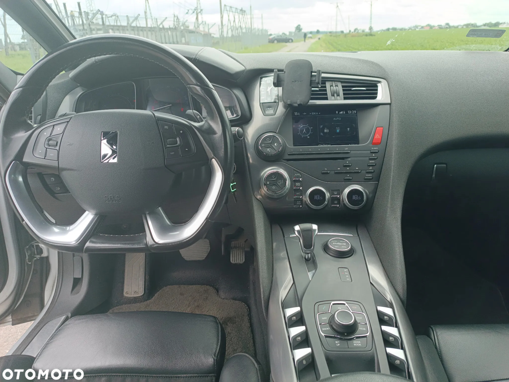Citroën DS5 Hybrid4 Business Class - 15