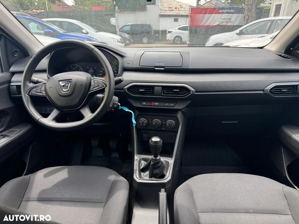 Dacia Logan ECO-G 100 Essential - 3