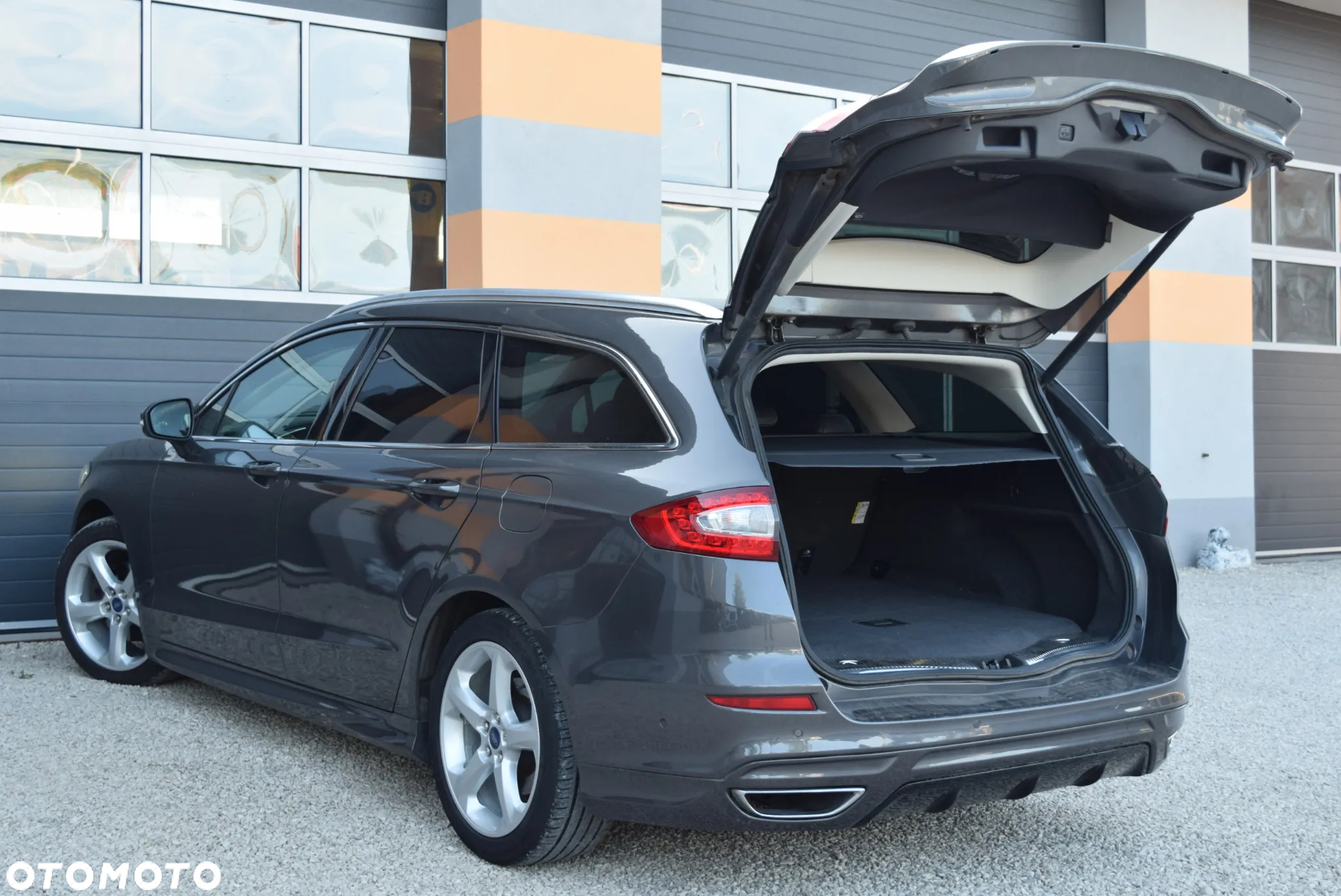 Ford Mondeo 2.0 TDCi ST-Line PowerShift - 17